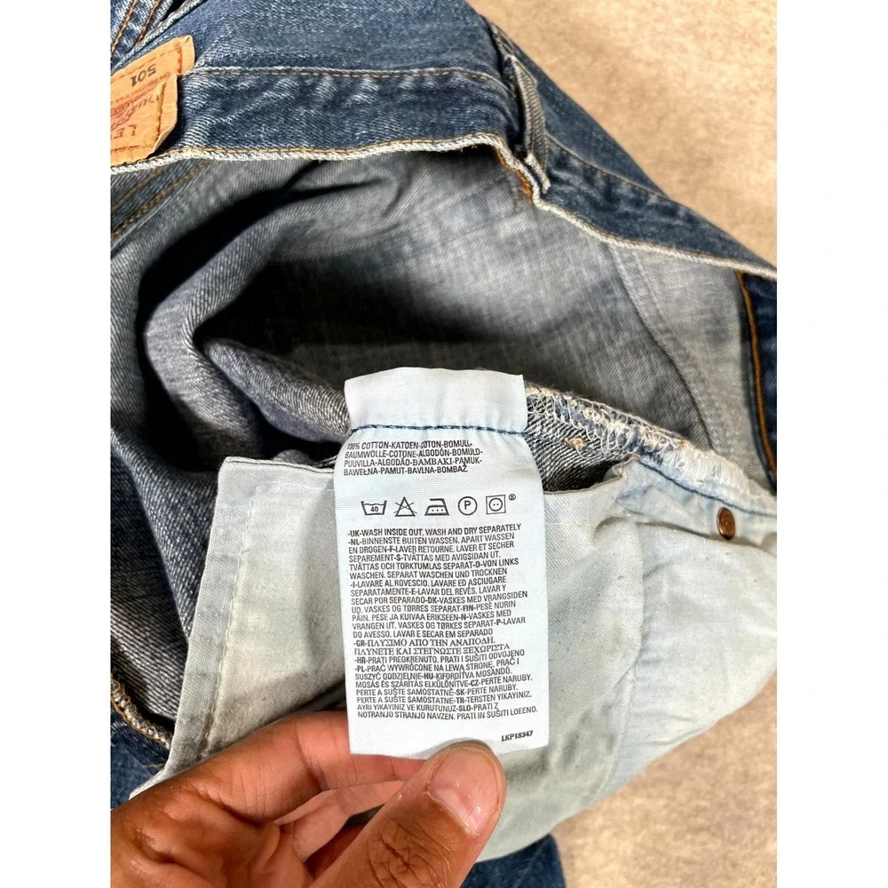 Levis 501 Original Fit Jeans Mens 36x32 Blue Denim Straight Leg Cotton High Rise